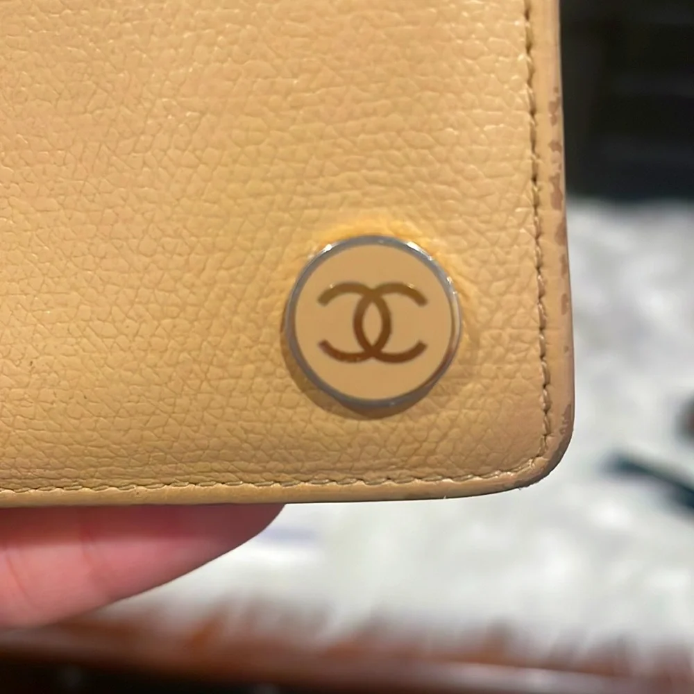 Chanel Beige Leather Wallet - Classic CC Embossed